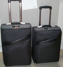 钟氏皮具箱包厂产品展示 精致包袋，演绎不凡品味